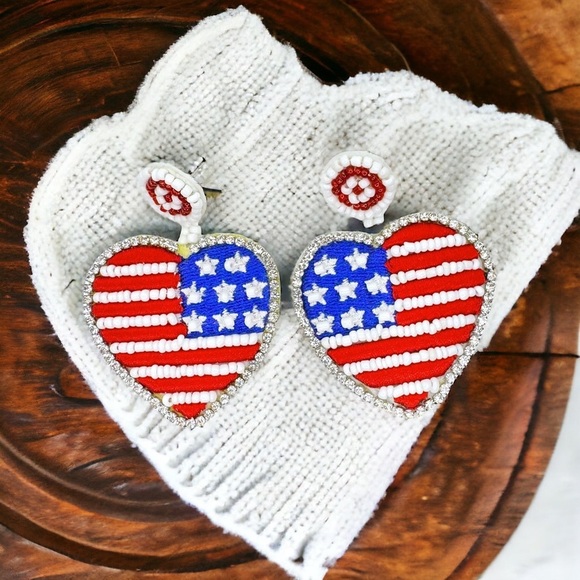 NWT Patriotic Beaded Dangle Earrings - Fourth of July Stars and Stripes - Picture 1 of 3